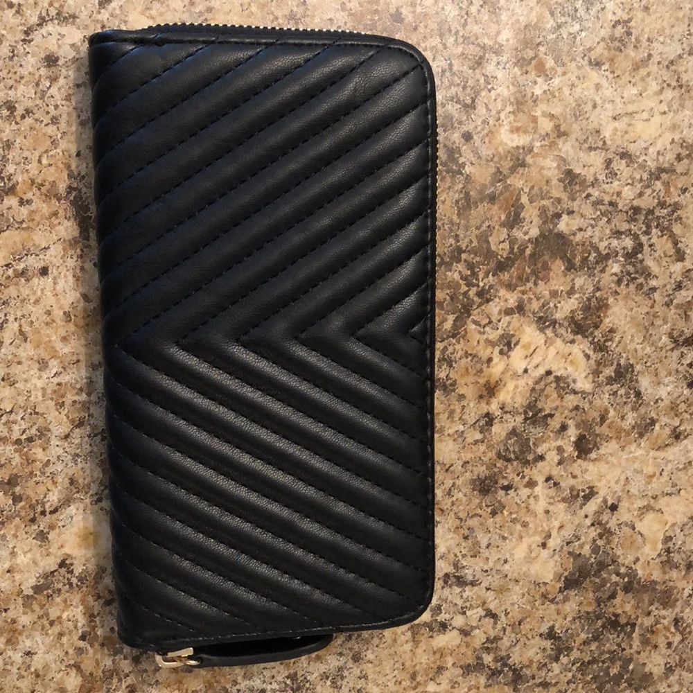 Black wallet